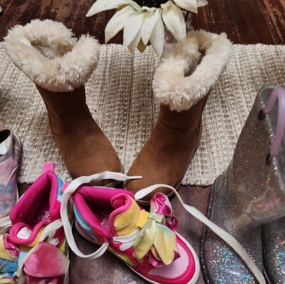 8C Girls Shoe Bundle - Picture 7 of 10
